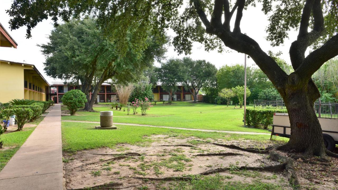 Red Carpet Inn Houston Extérieur photo